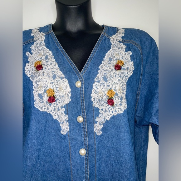 Vintage Lace & Pearl Denim Shirt Size 1X - Picture 2 of 6